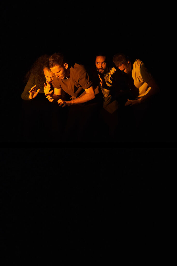 VOILA-Credits photo _ Keriane Nouguier 2 Voilà danse hip-hop de Théophile Bensusan, danseur - chorégraphe - Keriane Nouguier